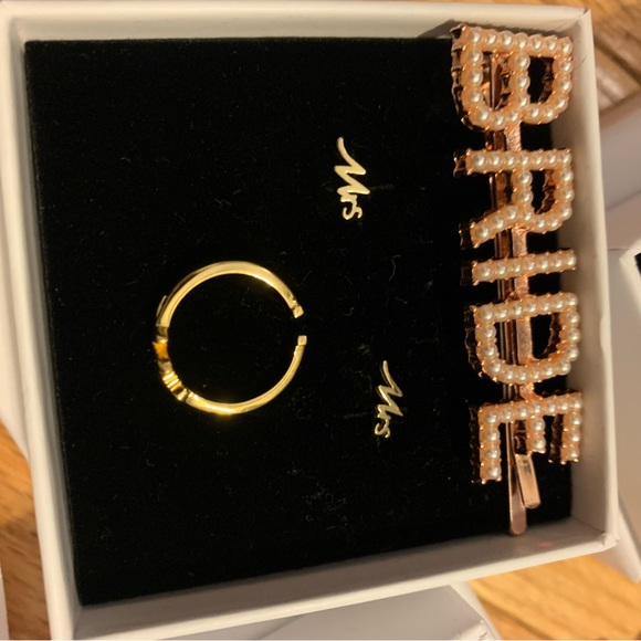 Bride-To-Be 👰🏻‍♀️ Bundle - Picture 4 of 16